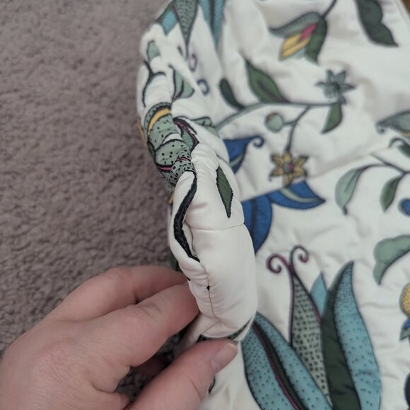 Tory Burch Zoe Quilted Tie Bag in Ivory Floral - Picture 15 of 15